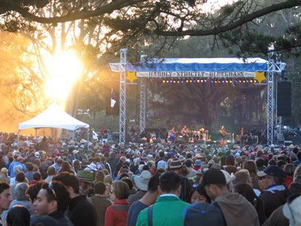 Hardly Strictly Decompression